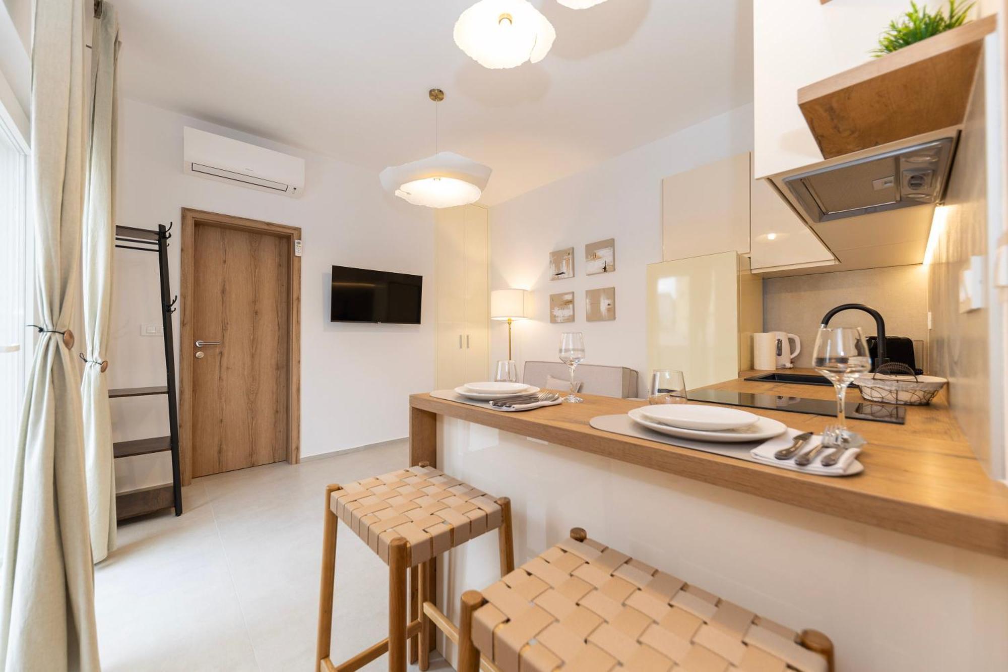 Find Your Haven In Morena Celeste Seaside Puntamika Apartments! ซาดาร์ ภายนอก รูปภาพ