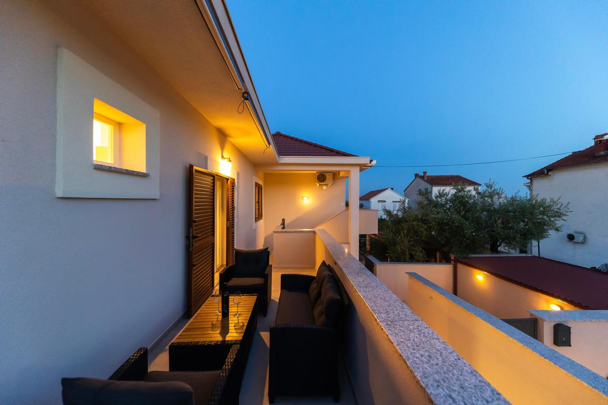 Find Your Haven In Morena Celeste Seaside Puntamika Apartments! ซาดาร์ ภายนอก รูปภาพ